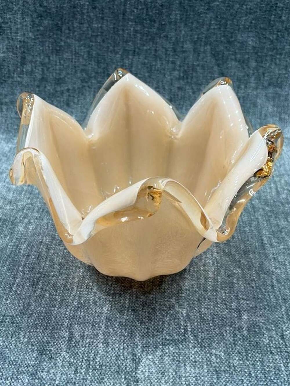 White Cristal Murano Art Glass Bowl Peach Ruffled Hand Blown Italy